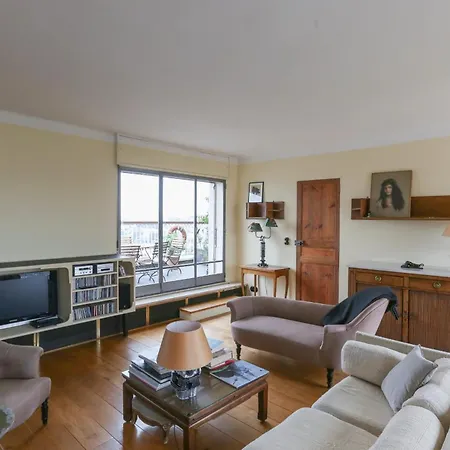 Spacious 80m Near Eiffel Tower Apartment *