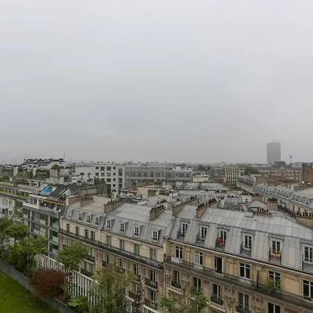 Spacious 80m Near Eiffel Tower * Paris